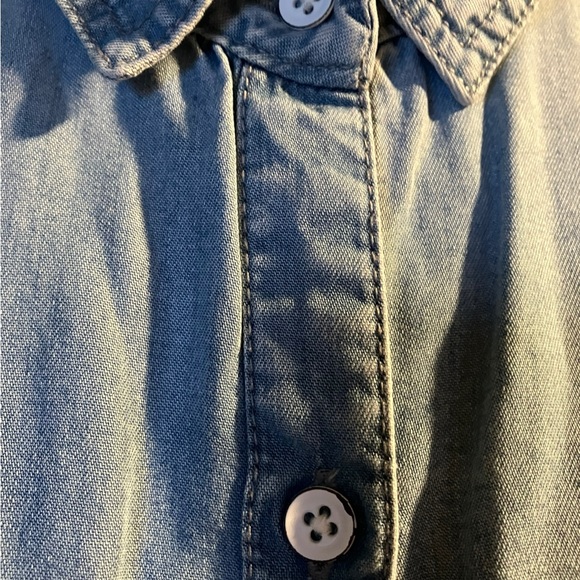 BEACH LUNCH LOUNGE Button Front Denim Shirt Dress Pockets Size Medium - Picture 3 of 11